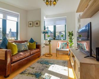 GuestReady - Lively Apt near Dublin Castle - Dublin - Living room