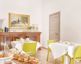 B&B La Torre - Castellammare del Golfo - Essbereich