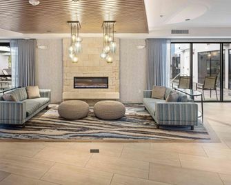 Fairfield by Marriott Inn & Suites San Diego Pacific Beach - San Diego - Lobby