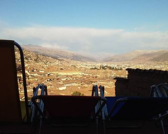 Casa Hospedaje Chaska Kawarina - Cusco - Balcón