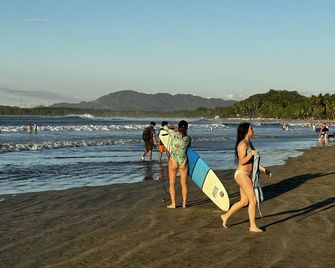 Peaceful Apartment in Tamarindo, 50m to the Beach - Tamarindo