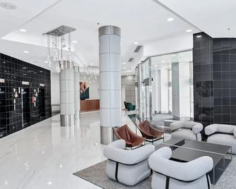 Modern & Charming Apt With Rooftop @pentagon City - Arlington - Lobby
