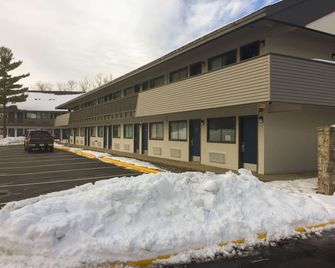 Motel 6 Burnsville, MN - Burnsville - Edificio