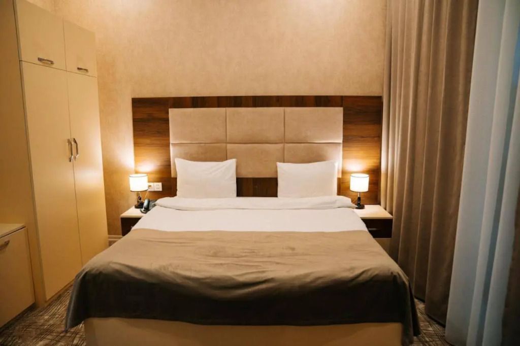 Clock Tower Apartment In Baku - Bakoe - Slaapkamer