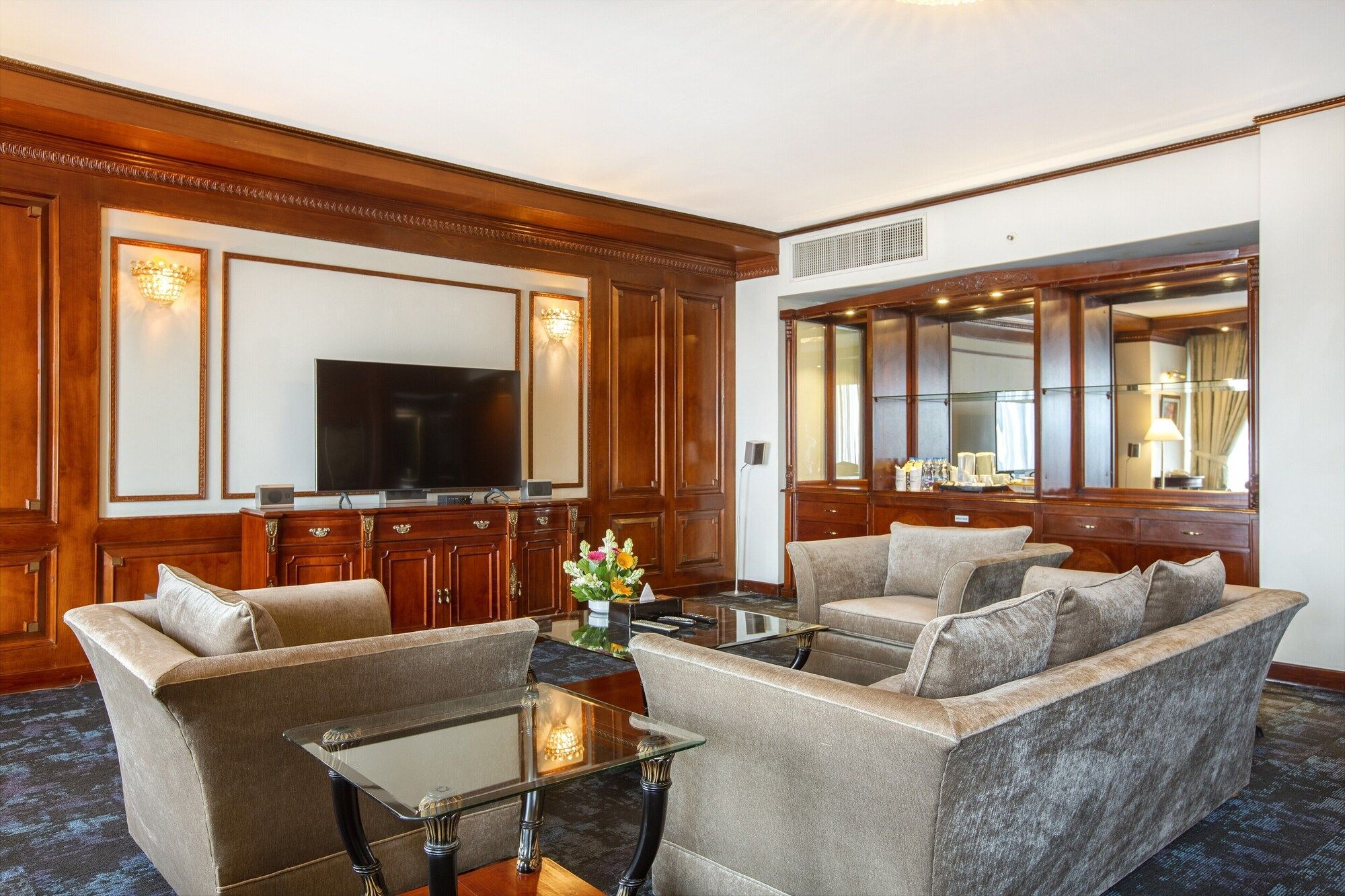 Hotel Sarina - דאהקא - טרקלין