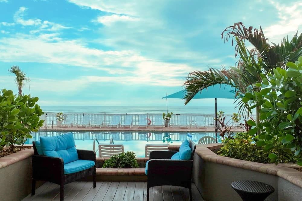 Boardwalk Inn and Suites