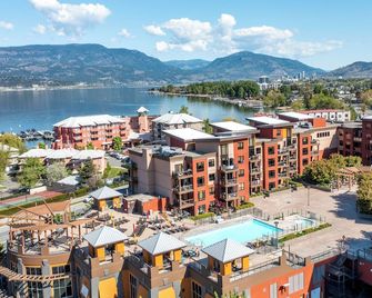 Luxury Playa Del Sol Condo 435 w Pool, Hot Tub & Beach Nearby - Kelowna