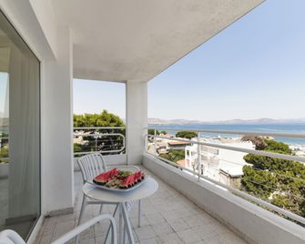 Marathon Beach Resort - Néa Mákri - Balcón