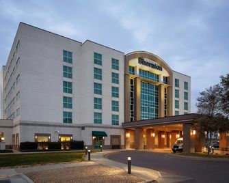 Sheraton Sioux Falls & Convention Center - סו פולס - בניין