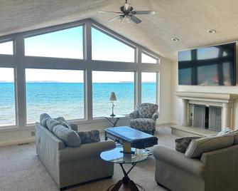 The Beach Haus - Traverse City - Traverse City - Sala de estar