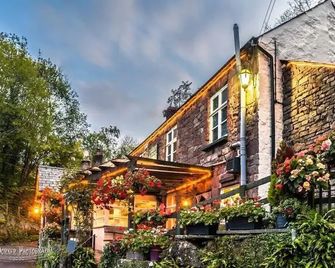 The Boat Inn - Monmouth - Edificio