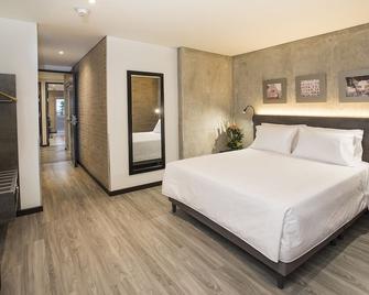 Basic Hotel Chipichape by Hoteles MS - Cali - Bedroom