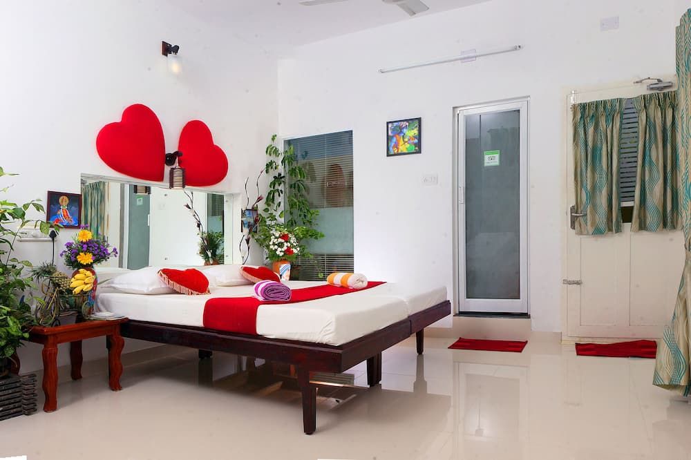 هيفينلي هوم ستاي - كوتشي - غرفة نوم