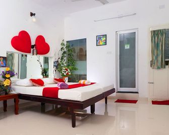 هيفينلي هوم ستاي - كوتشي - غرفة نوم