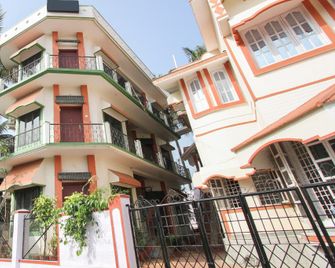 OYO 69394 Seasons Stays - Kushālnagar - Building