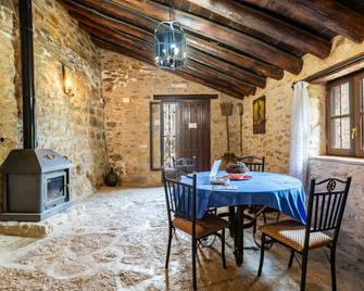 Moli d' en Pi - Morella - Salle à manger