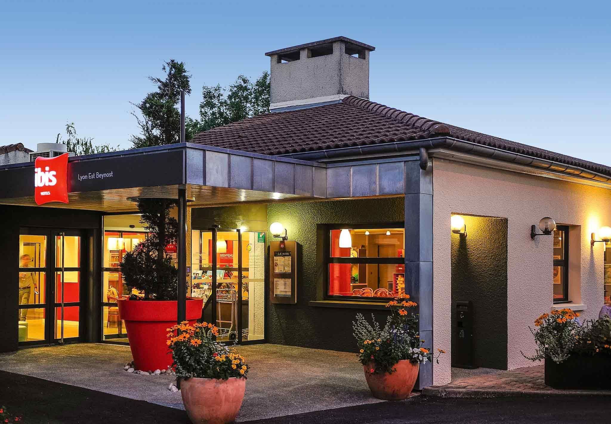 إيبيس ليون إست بينوست إيه42