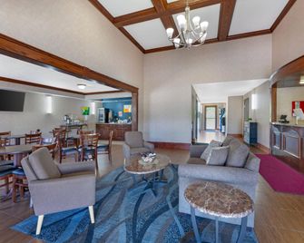Quality Inn Meadville - Meadville - Lobby