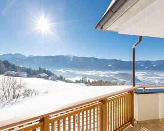 Hotel Amaten - Brunico - Balcony