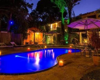 Pousada Raízes do Brasil - טרנקוסו - בריכה