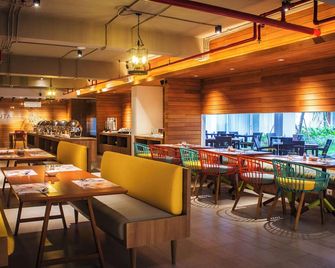 Tijili Hotel Benoa - South Kuta - Restaurant