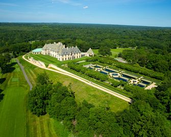 Oheka Castle Hotel & Estate - Huntington - Building
