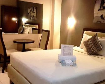 Devera Hotel - Angeles City