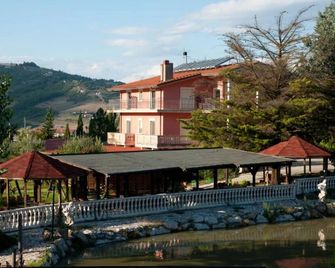 Agriturismo Petrilli - Grottaminarda - Building