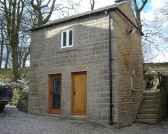 Rushop Hall - Hope Valley - Bina