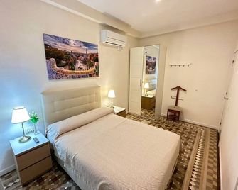 Rooms Balmes - Barcelona - Bedroom