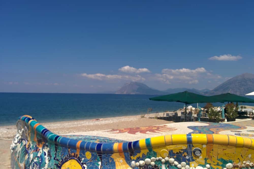 Delfini Hotel - Patras - Plaża