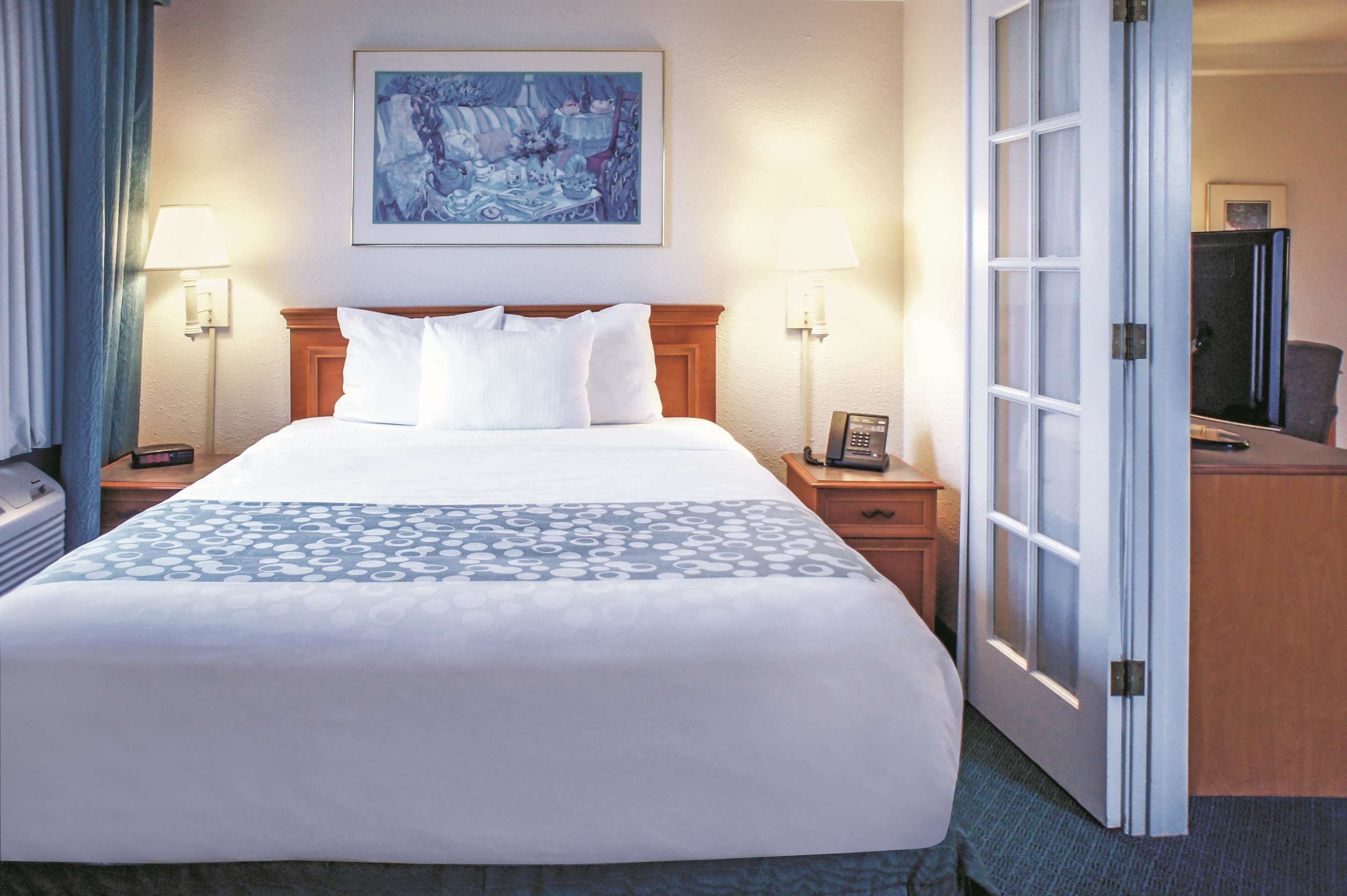 La Quinta Inn by Wyndham Moline Airport thumbnail 3