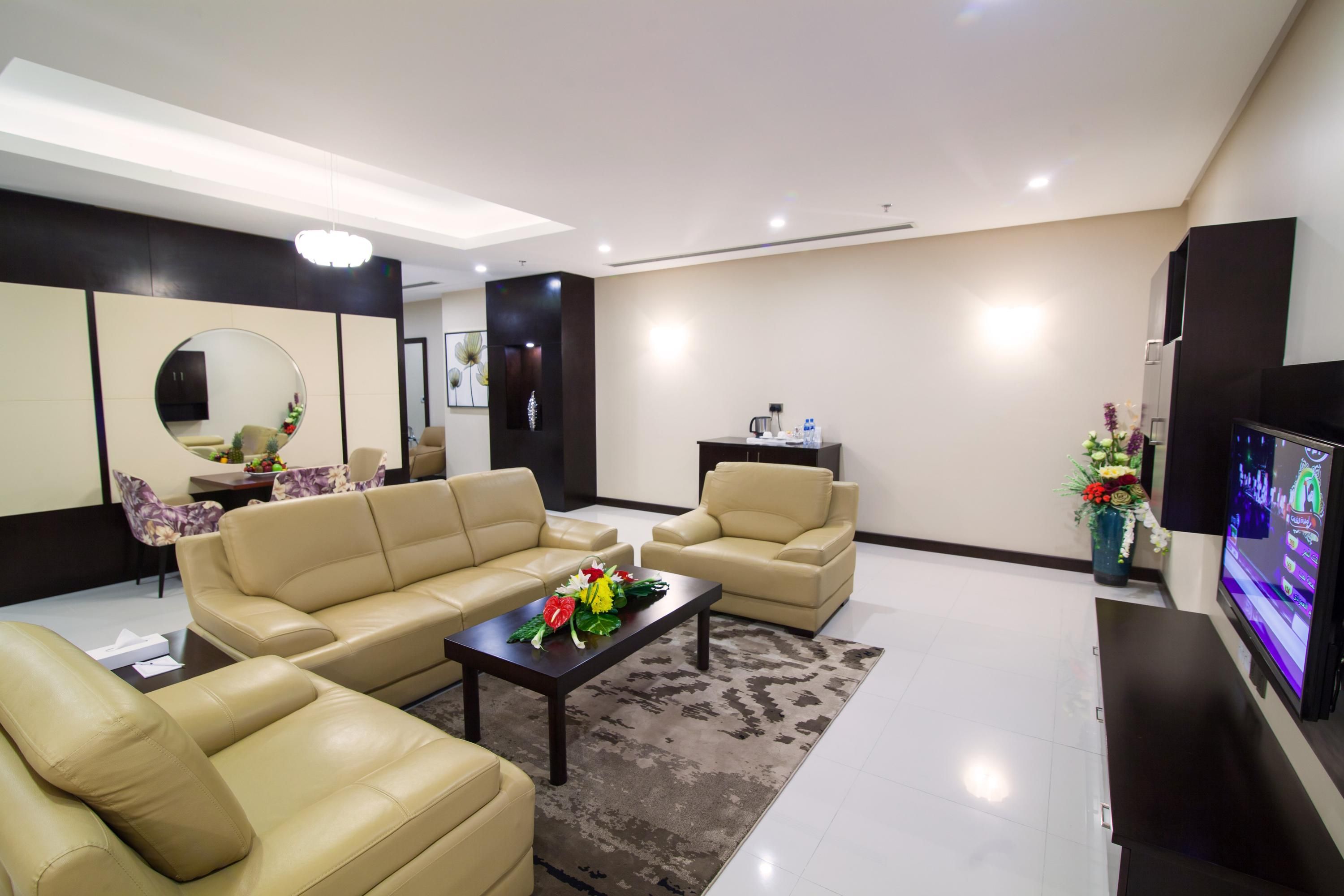 Premier Hotel thumbnail 3