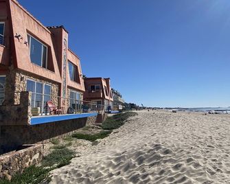 The Shores Inn - Ventura - Näkymät ulkona