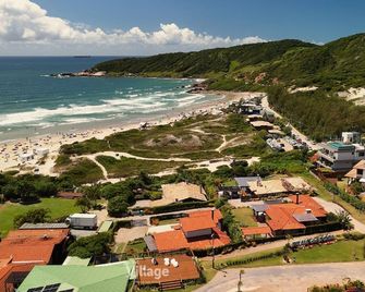 Village Praia do Rosa - Praia do Rosa