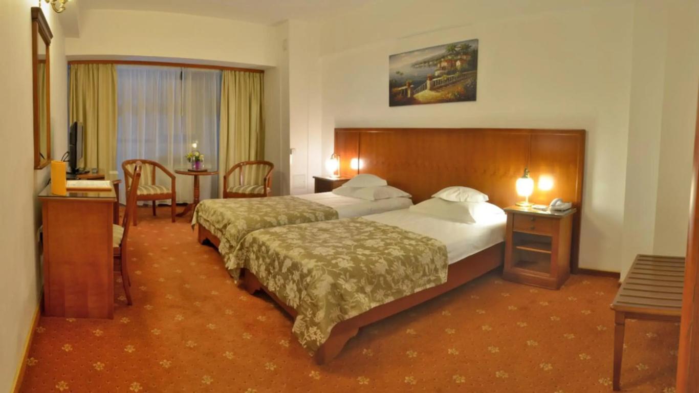 Hotel Emma West