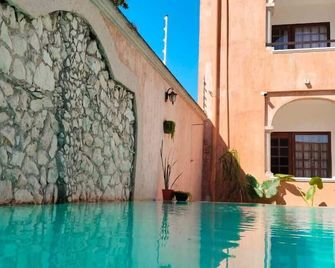 Hotel Boutique Kiin Wayeb - Valladolid - Basen