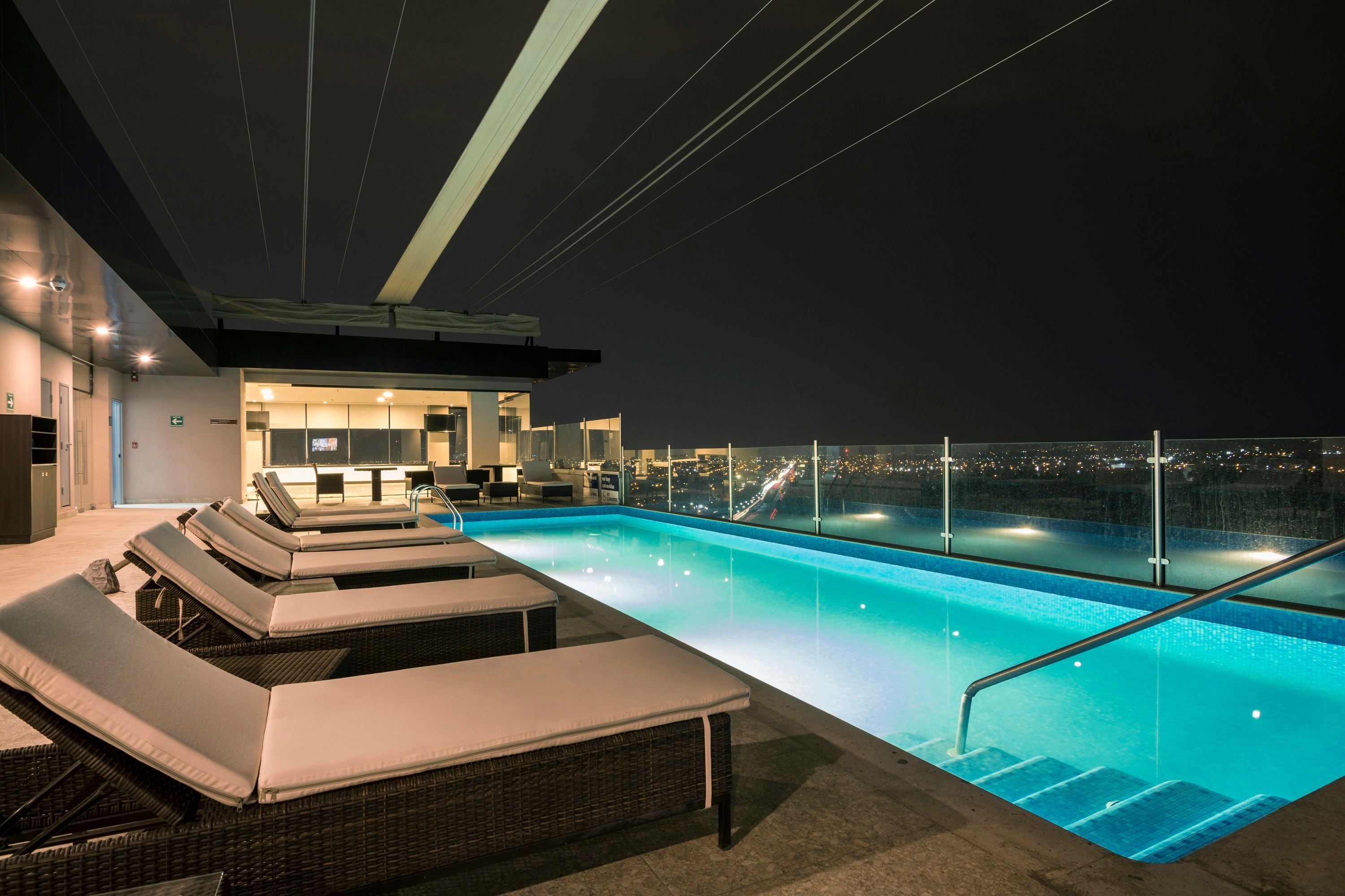 Hampton Inn By Hilton San Luis Potosi - San Luis Potosí - Piscina