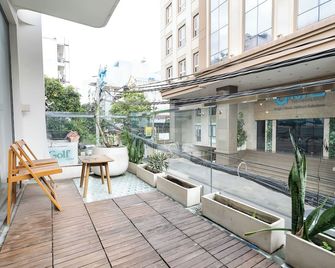 Hmaison By Velaluxe - Ciudad Ho Chi Minh - Balcón