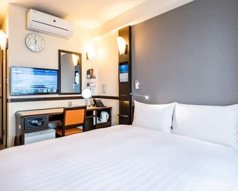 Toyoko Inn Chubu International Airport No 2 - Tokoname - Bedroom
