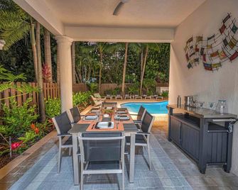 Steps from The Beach Heated Pool Sun Key Game Room Resldences - Fort Lauderdale - Patio