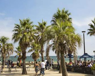 Cozy St Kilda Queen Studio Free Parking Wifi - St Kilda - Beach