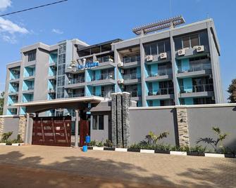 Le Tsuba Grand Hotel - Arua - Edificio