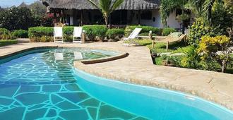 Kenga Giama Resort - Malindi - Piscina