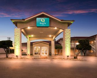 Quality Inn Sonora Tx - Sonora - Gebäude