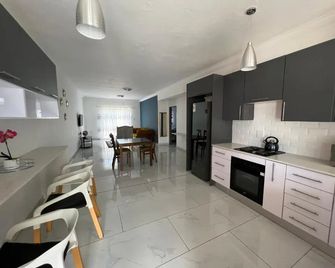 Aloe Apartments - Burgersfort - Cocina