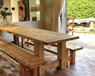 Log Inn - East London - Comedor
