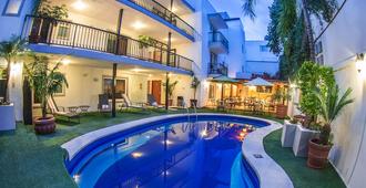 Del Marques Hotel and Suites - Guadalajara - Pool