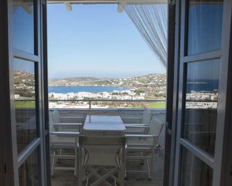 Sunset View Hotel - Parikia - Balkon