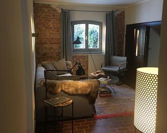 Family-friendly apartment in the Lüneburg Heath and near Lüneburg - Heiligenthal - Sala de estar